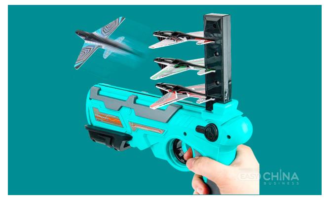 Фото Пистолет катапульта с летающими самолетами Air Battle Фото Пистолет катапульта с летающими самолетами Air Battle